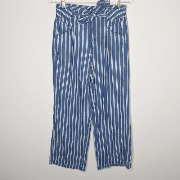 AEO • Super High Rise Stripe Wide Leg Crop Pants 2 - Picture 2 of 10